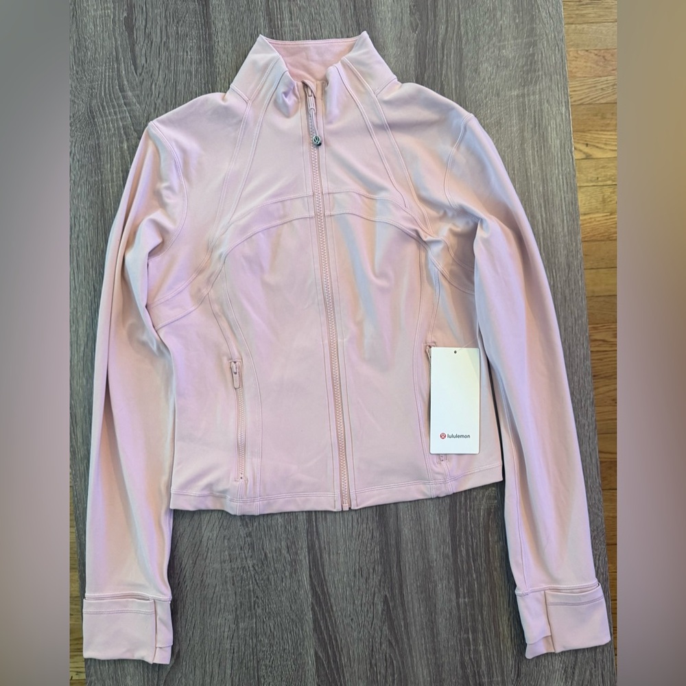 New Lululemon Define Cropped Jacket Nulu. Pink Haze. Size 12. Light Pink Tone.